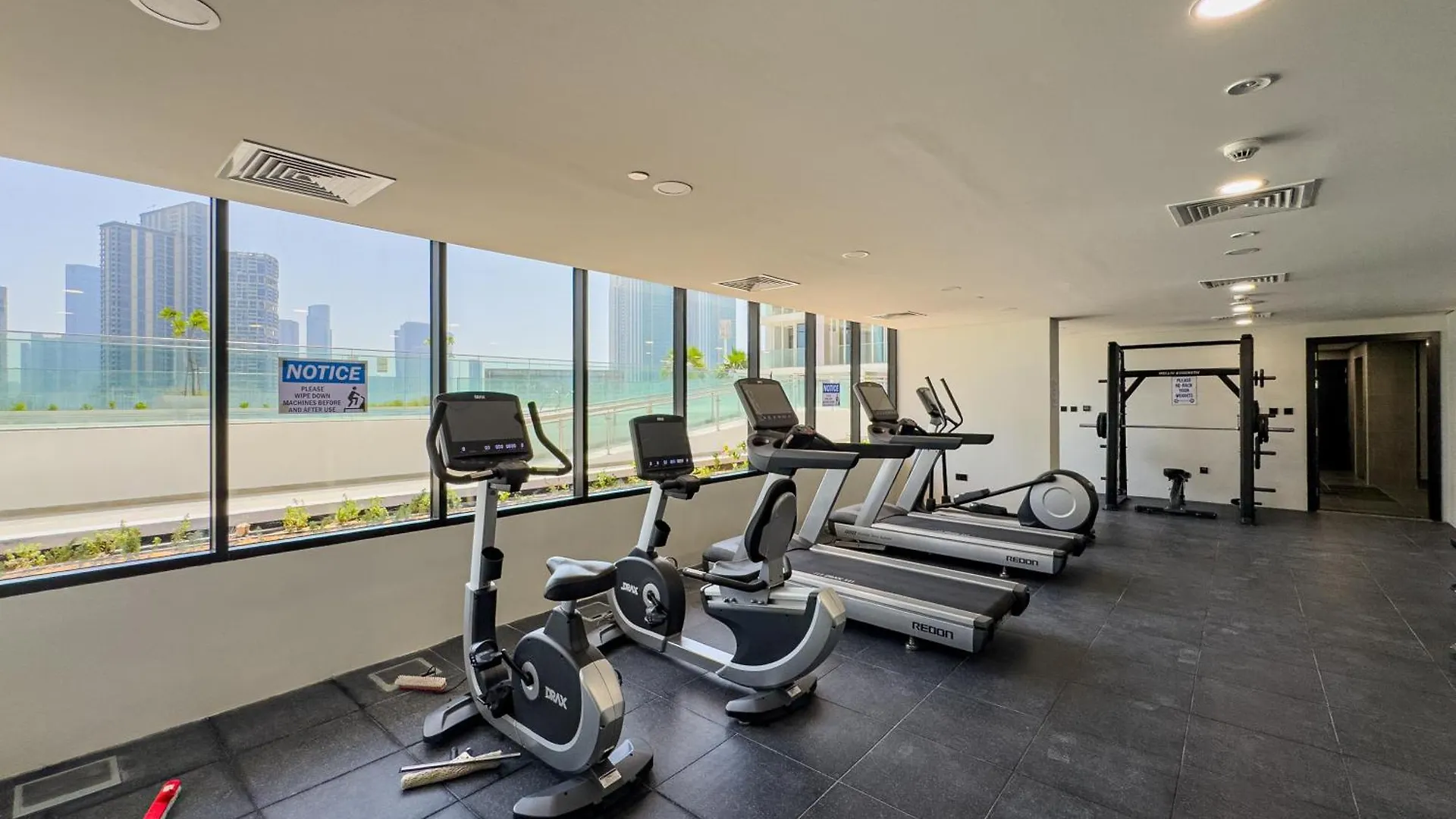 アパート Elegant 1Bdr For Corporate, Executive, Business Stays - 3 Min Walk To Adgm, Cleveland & Galleria - Big Balcony - Canal View - High Floor アブダビ