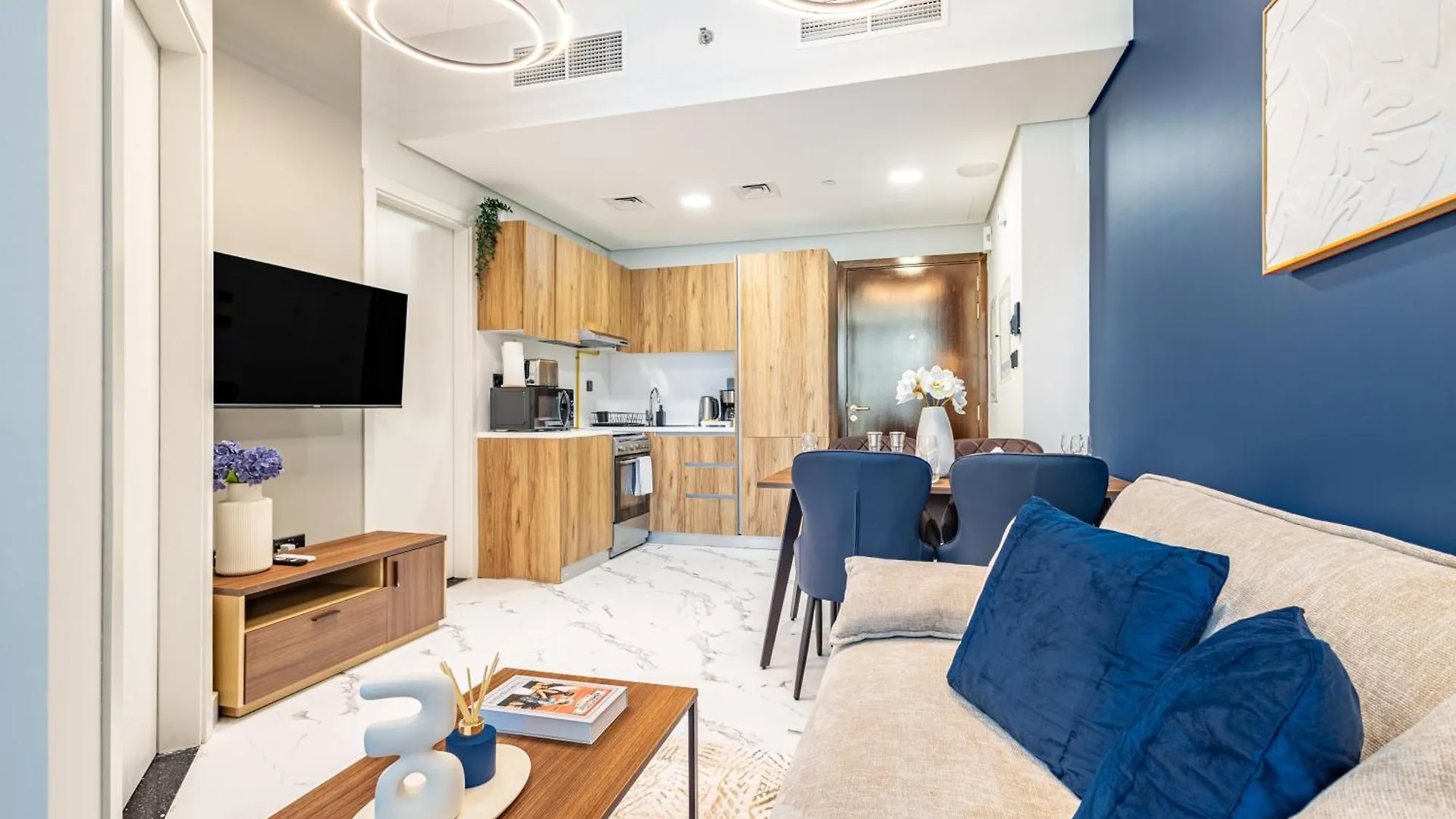 Elegant 1Bdr For Corporate, Executive, Business Stays - 3 Min Walk To Adgm, Cleveland & Galleria - Big Balcony - Canal View - High Floor アブダビ