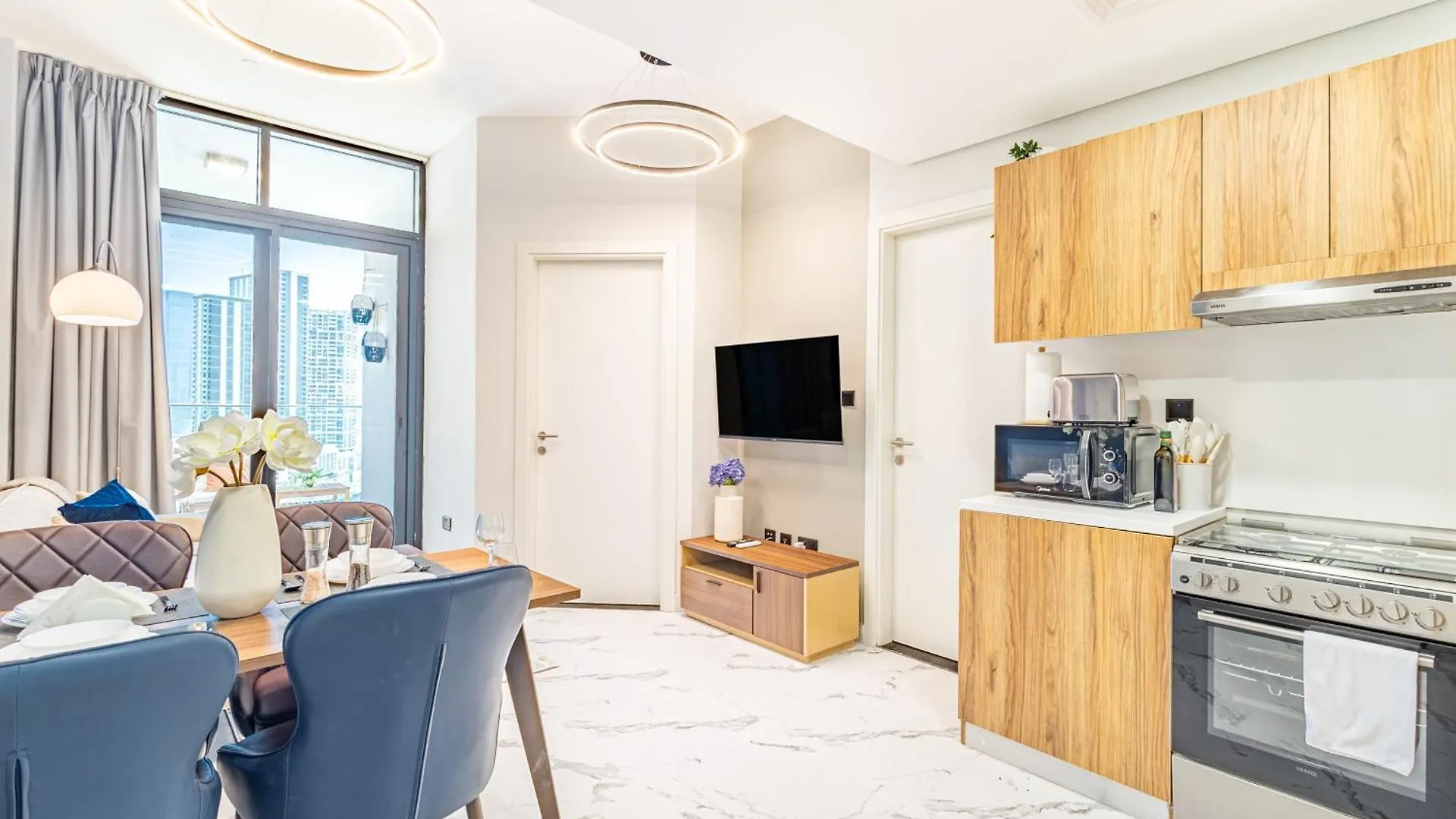 アパート Elegant 1Bdr For Corporate, Executive, Business Stays - 3 Min Walk To Adgm, Cleveland & Galleria - Big Balcony - Canal View - High Floor アブダビ